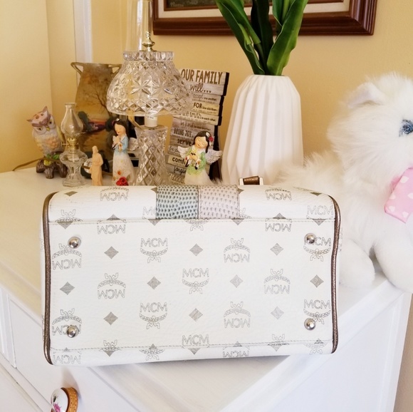 ❤️SOLD❤️MCM Purse - Picture 8 of 8